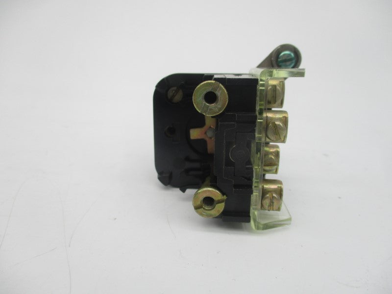 ALLEN BRADLEY 800T-A2PA SER. N 600VAC (BK/YL) NSMP
