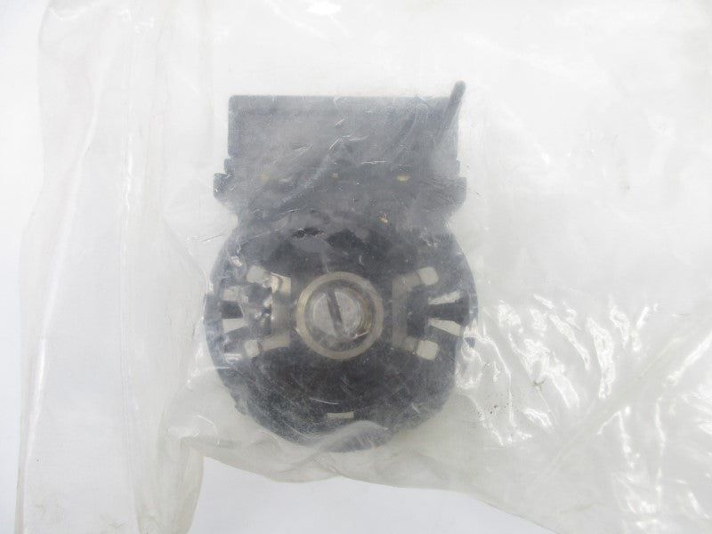 ALLEN BRADLEY 800FP-POT1 SER. B NSMP