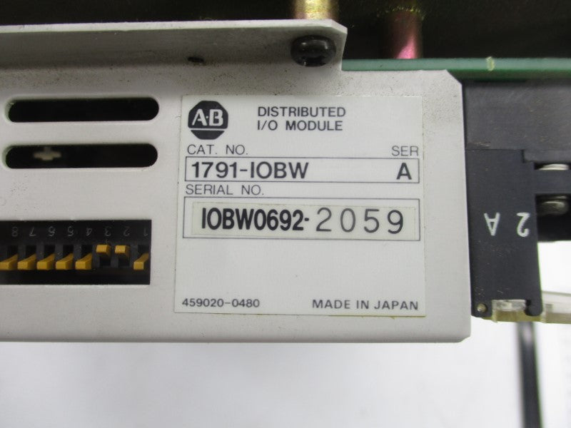 ALLEN BRADLEY 1791-IOBW SER. A 24VDC UNMP