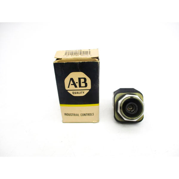 ALLEN BRADLEY 800T-P16 SER. T 120V (NO BULB) (BK/YL) NSMP