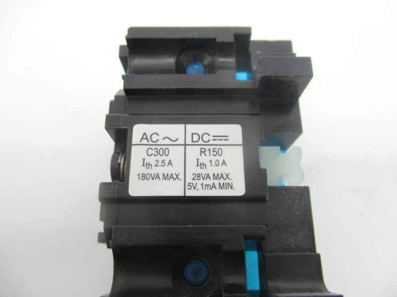 ALLEN BRADLEY 800T-XAV SER. D 180VAC (BK/YL) NSNP