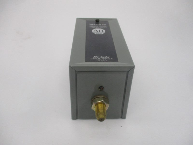 ALLEN BRADLEY 836-A2A SER. A 125-250V 6-140PSI (BR/WH) NSMP