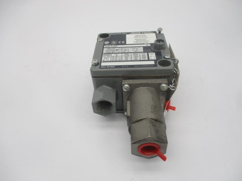 ALLEN BRADLEY 836T-T352J SER. A 600V 15000PSI (W/ DIFFERENTIAL) (BR/WH) NSMP