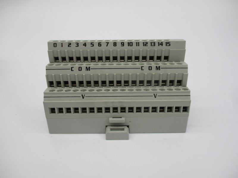 ALLEN BRADLEY 1794-TB3 SER. A 120VAC 10A REV. B01 NSMP