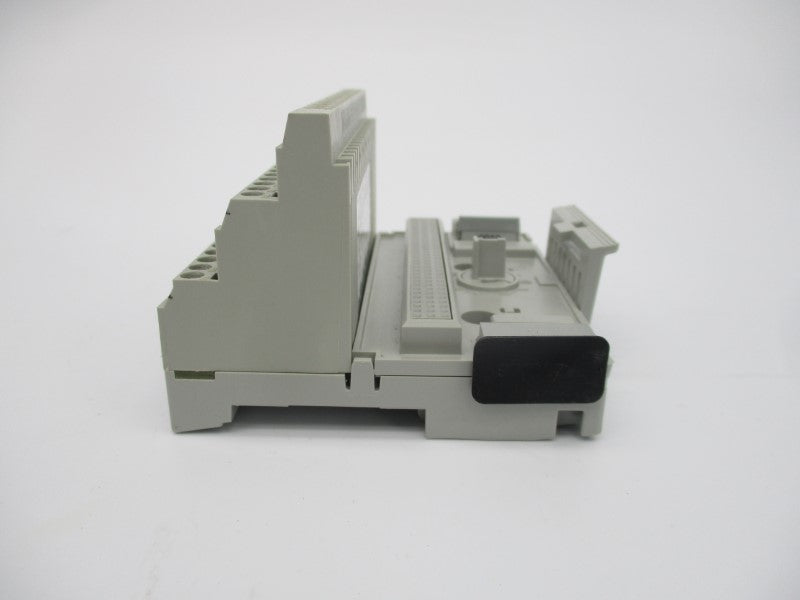 ALLEN BRADLEY 1794-TB3 SER. A 120VAC 10A REV. B01 NSMP