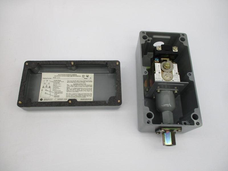 ALLEN BRADLEY 836-C7J SER. B 24-600VAC 4-150PSI (BR/YL) NSMP