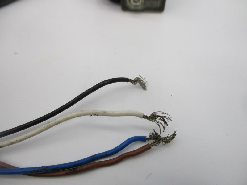 ALLEN BRADLEY 42EF-U2JBB-A2 SER. A 11-30VDC UNMP