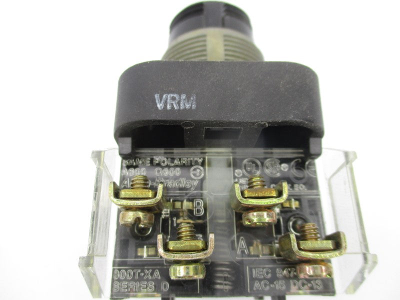 ALLEN BRADLEY 800T-QB10 SER. T 120VAC/DC (NO BULB) (AS PICTURED) NSNP