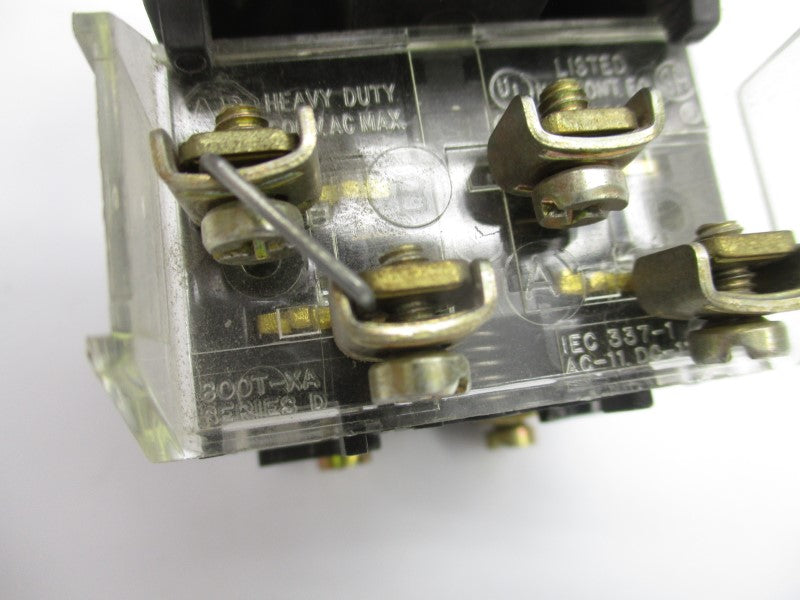 ALLEN BRADLEY 800T-PT16 SER. T 120V NSNP