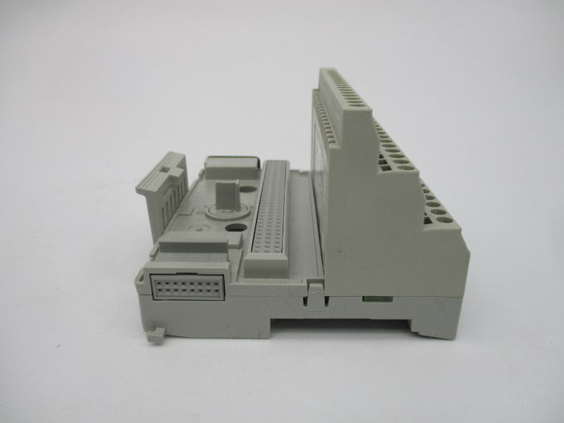 ALLEN BRADLEY 1794-TB3 SER. A 120VAC 10A REV. A01 NSMP