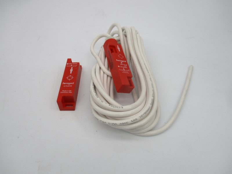 ALLEN BRADLEY 440N-G02032 SER. B 230V (AS PICTURED) NSMP