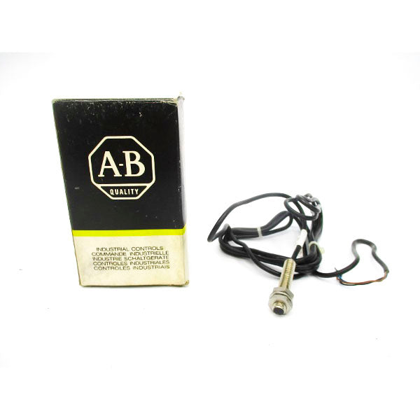 ALLEN BRADLEY 871C-P1C8 SER. A 10-30VDC REV. A (BK/YL) NSMP
