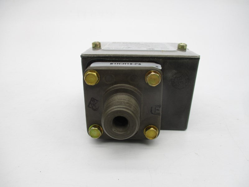 BARKSDALE E1H-H15-P6 480VAC 3A 1000PSI NSMP