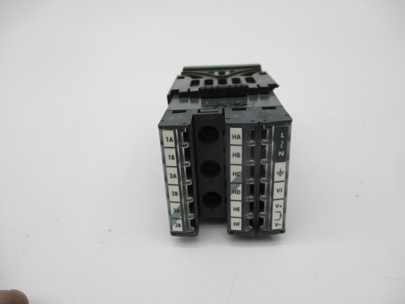 EUROTHERM 2216E 100-240VAC UNMP