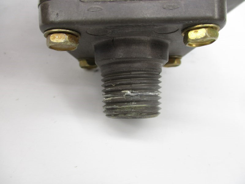 BARKSDALE E1H-H15-P6 480VAC 3A 1000PSI UNMP
