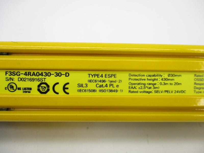 OMRON F3SG-4RA0430-30-D 24VDC 0.3-20M NSNP