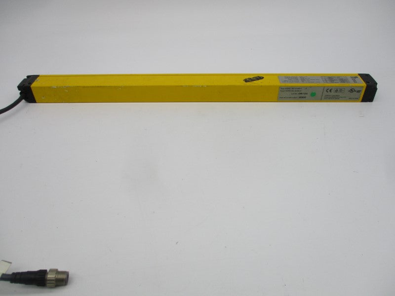 OMRON F3S-A481P-D 24VDC 0.2-5M UNMP