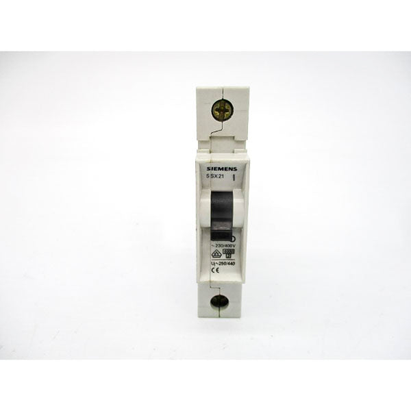 SIEMENS 5SX21C3 230/400V 3A NSNP