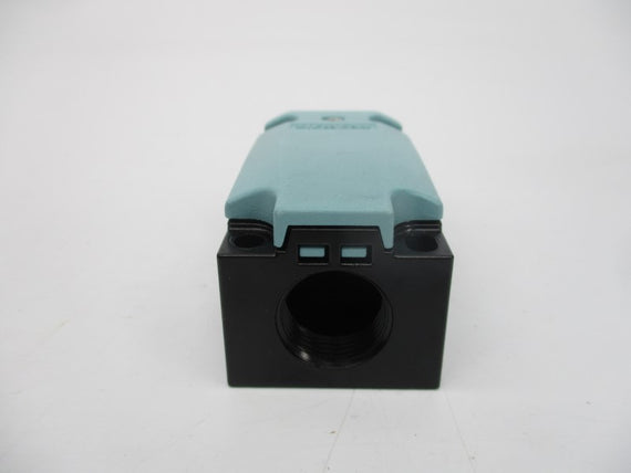SIEMENS 3SE5112-0BE01 240VAC 6A NSMP