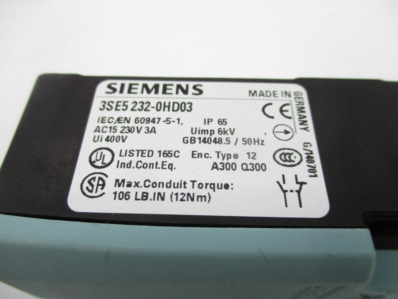 SIEMENS 3SE5232-0HD03 230VAC 3A NSMP