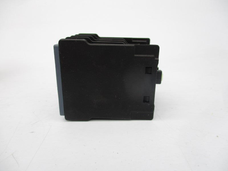SIEMENS 3RH2911-2GA22 240V 10A NSMP