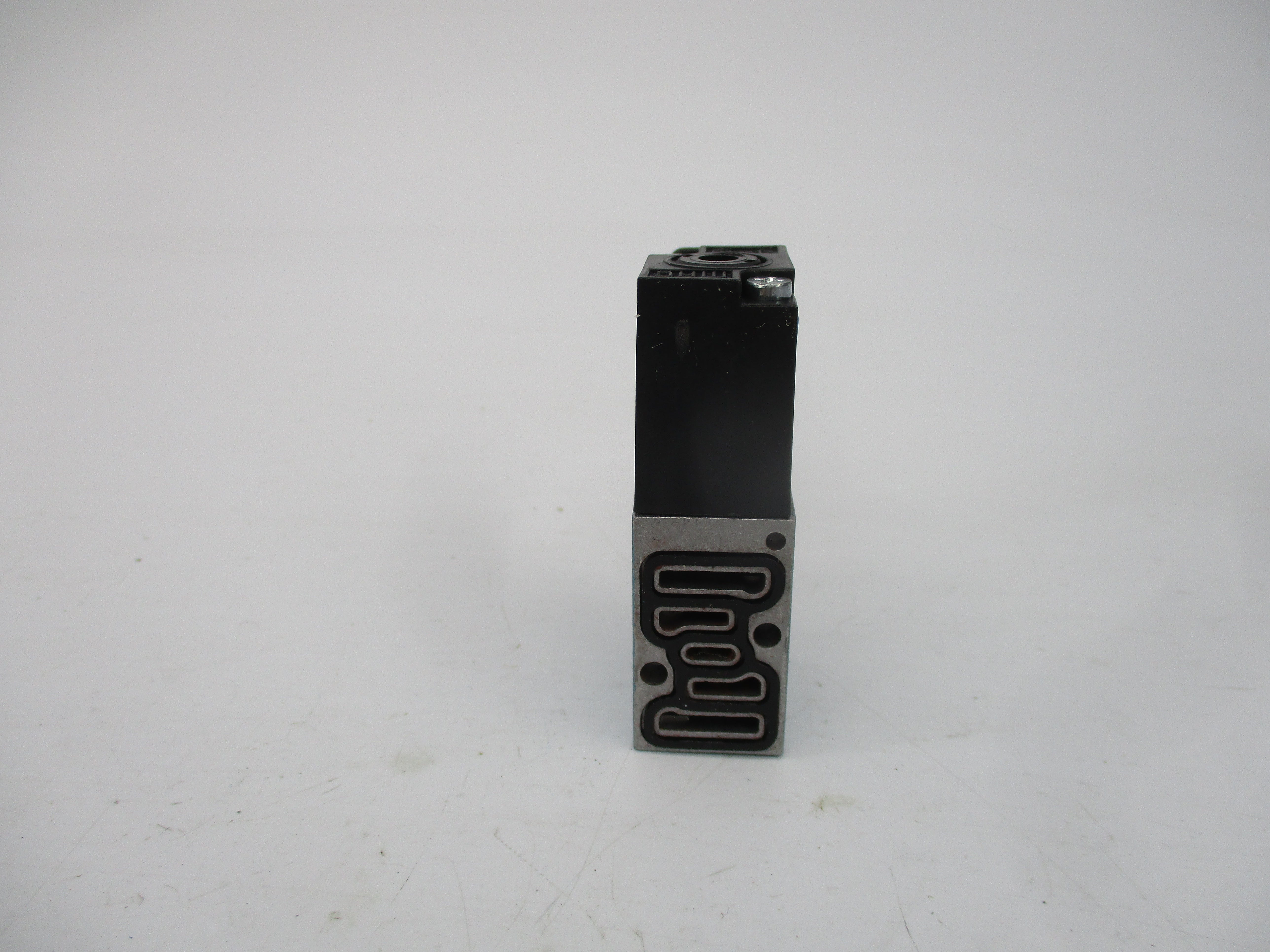 MAC 45A-L00-DFBJ-1KJ 24VDC 120PSI NSMP