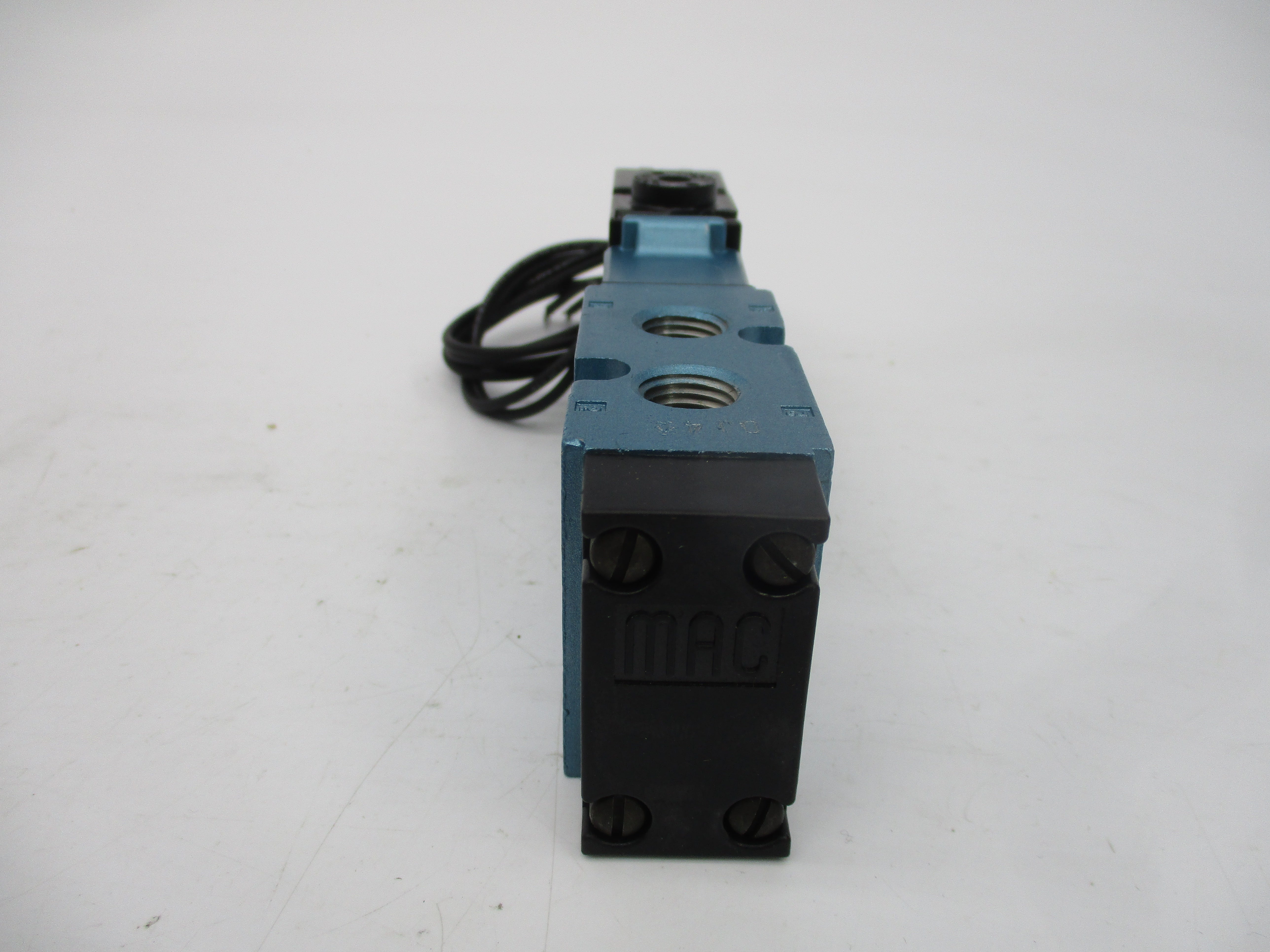 MAC 811C-PM-901CA-152 28VDC 150PSI NSMP