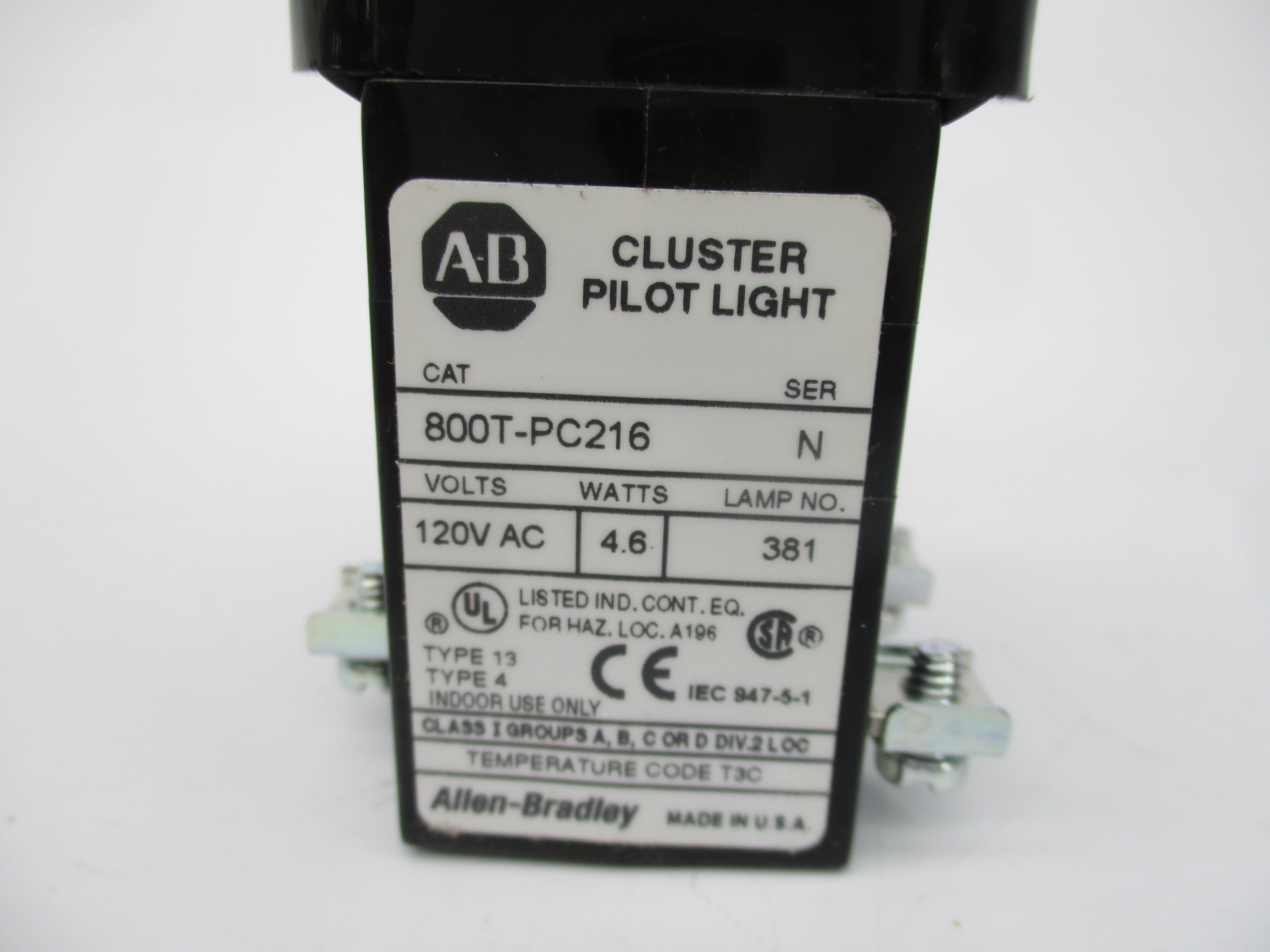 ALLEN BRADLEY 800T-PC216XRXR SER. N 120VAC (WH) NSMP