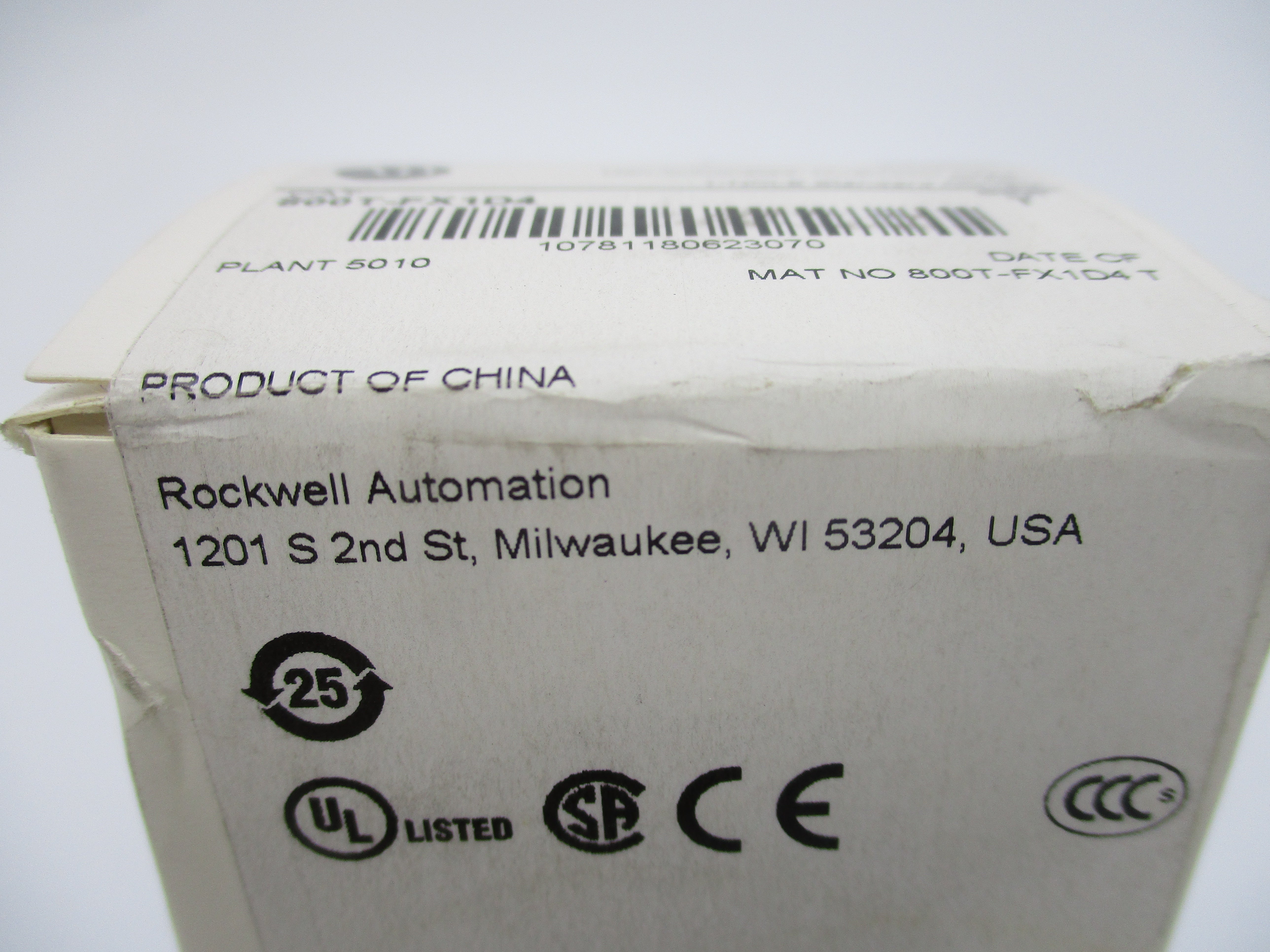 ALLEN BRADLEY 800T-FX1D4 SER. T (WH) NSFS