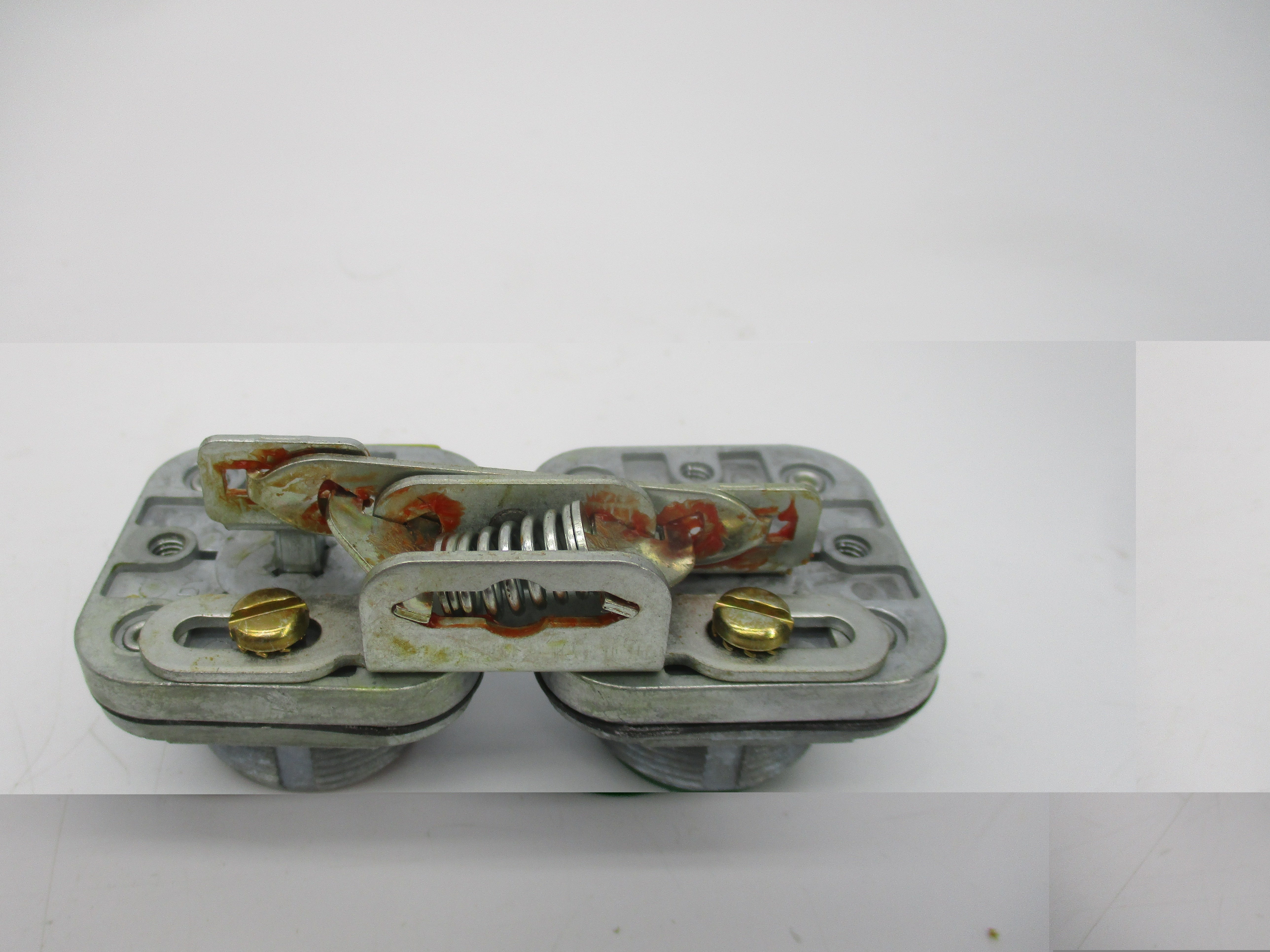 ALLEN BRADLEY 800T-FB16 SER. T (WH) NSMP