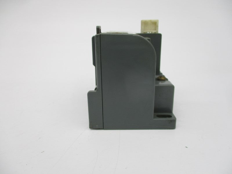 FURNAS 48ASD3M20 SER. A 600VAC 5-10A UNMP
