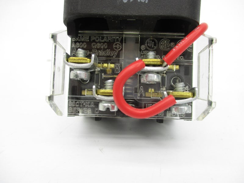 ALLEN BRADLEY 800T-QT12 SER. T 12VAC/DC (WH) NSMP