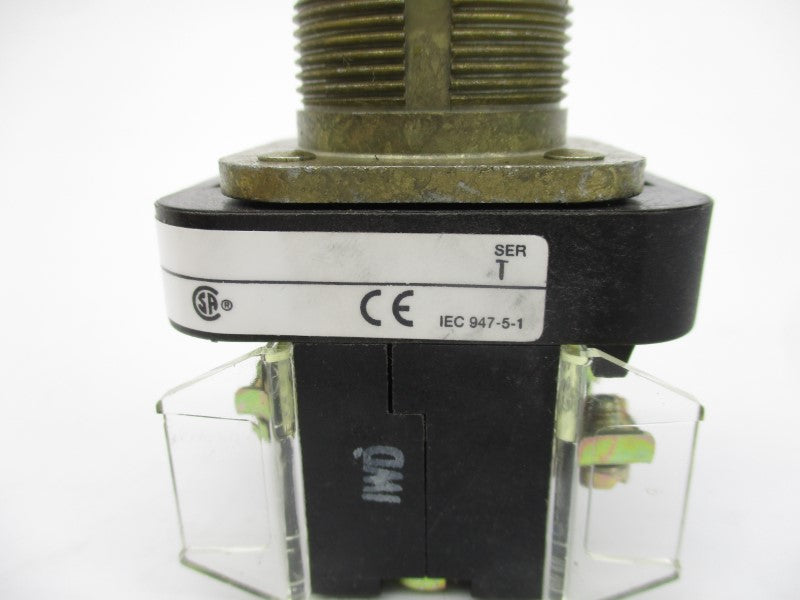 ALLEN BRADLEY 800T-FXN6A7 SER. T 600V NSMP