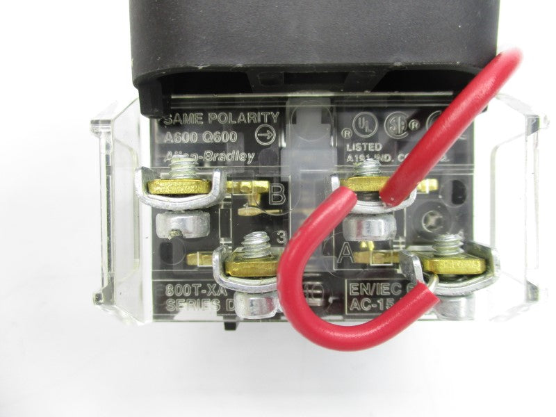 ALLEN BRADLEY 800T-QT12 SER. T 12VAC/DC (WH) NSMP