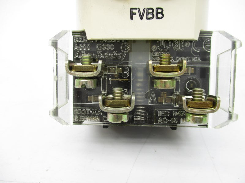 ALLEN BRADLEY 800T-J2KT7B SER. T 600V (WH) NSMP