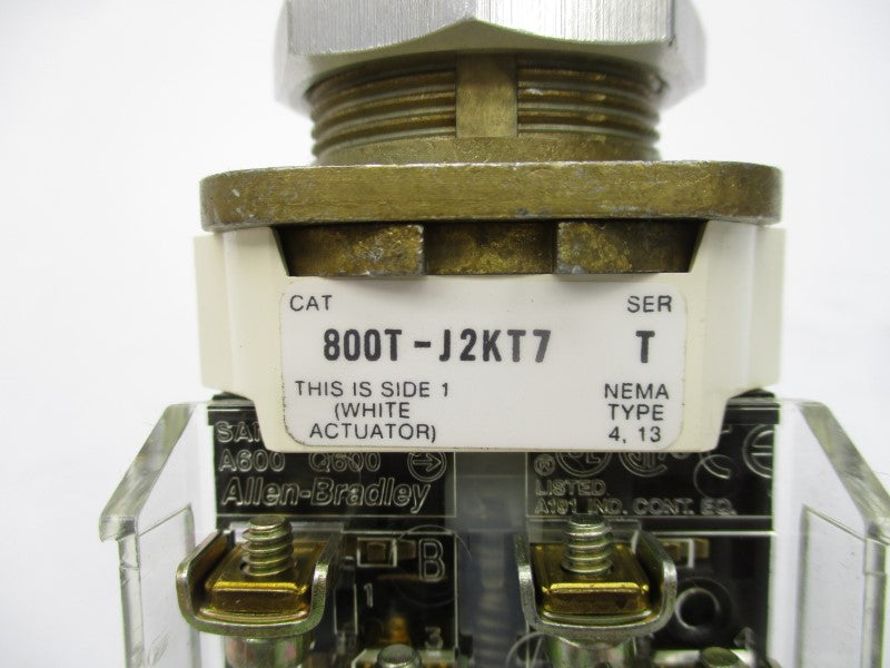 ALLEN BRADLEY 800T-J2KT7B SER. T 600V (WH) NSMP