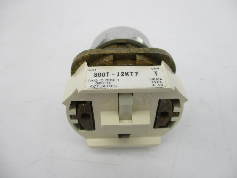 ALLEN BRADLEY 800T-J2KT7 SER. T (WH) NSMP