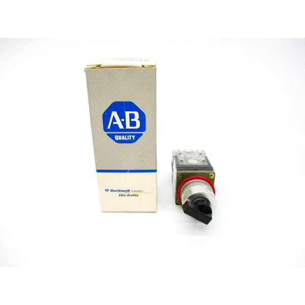 ALLEN BRADLEY 800MR-NH2QBS SER. C  300VAC (BK/YL) NSMP