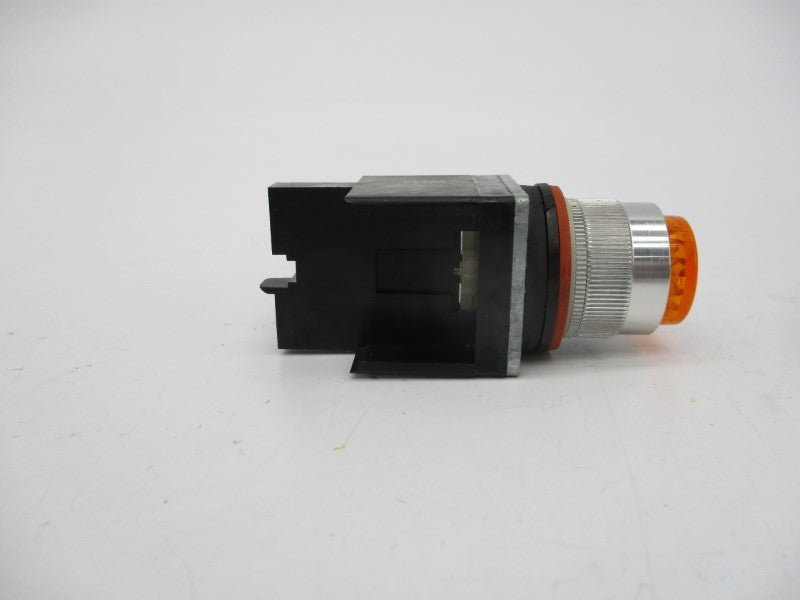 ALLEN BRADLEY 800MR-Q24A SER. D 24V (WH) NSMP