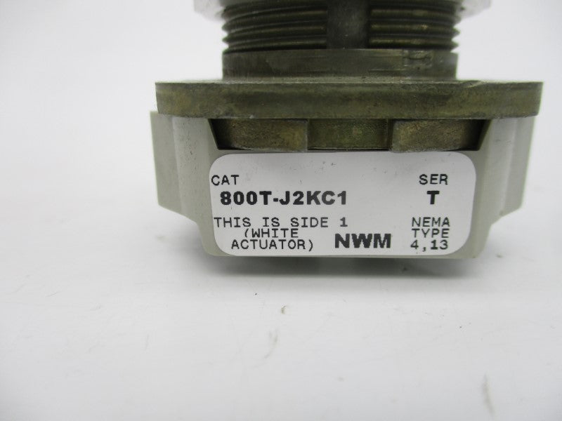 ALLEN BRADLEY 800T-J2KC1 SER. T (WH) NSMP