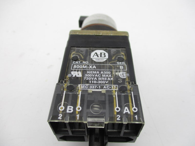 ALLEN BRADLEY 800MR-JH2BLA SER. C 300VAC (GY/BL) NSMP
