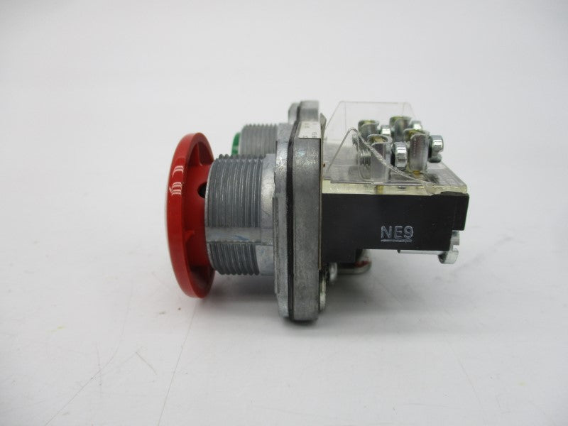 ALLEN BRADLEY 800T-FC16A SER. T (AS PICTURED) (WH) NSMP