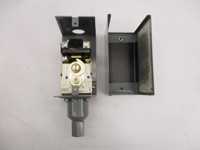 ALLEN BRADLEY 836-C7A SER. A 24-600VAC 0-150PSI (BR/YL) NSMP