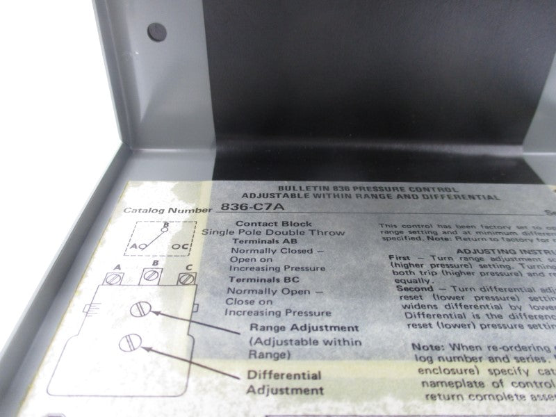 ALLEN BRADLEY 836-C7A SER. A 24-600VAC 0-150PSI (BR/YL) NSMP