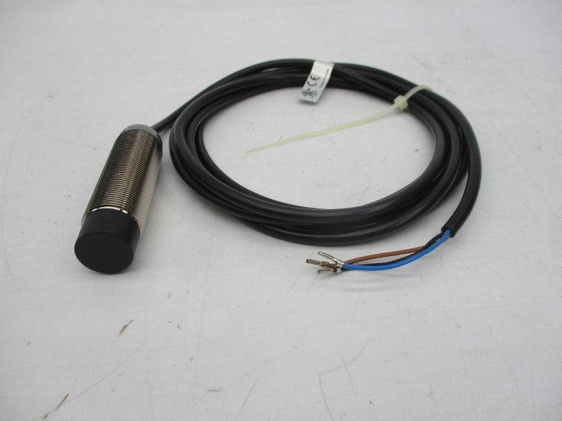 ALLEN BRADLEY 872C-D8NP18-E2 SER. E 10-30VDC NSMP