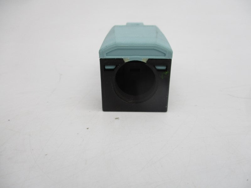 SIEMENS 3SE5232-0HE10 240V 6A (BR) NSMP