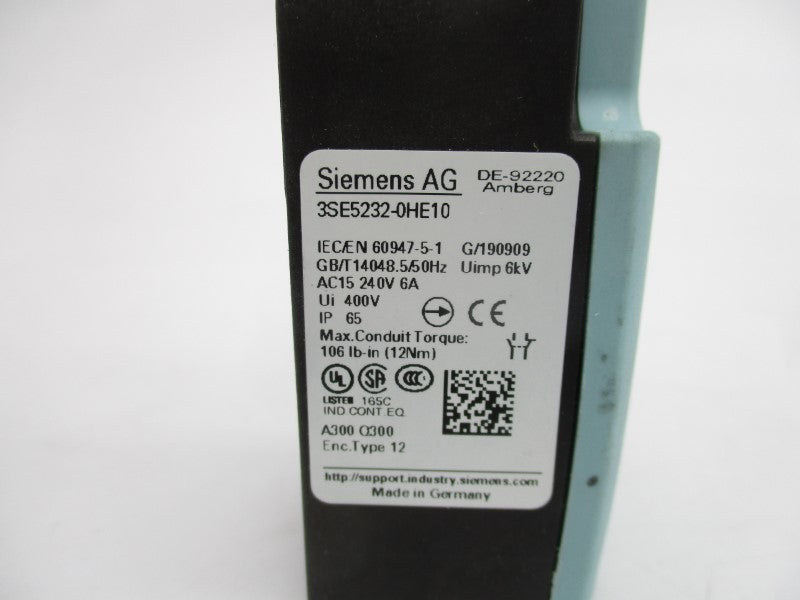 SIEMENS 3SE5232-0HE10 240V 6A (BR) NSMP