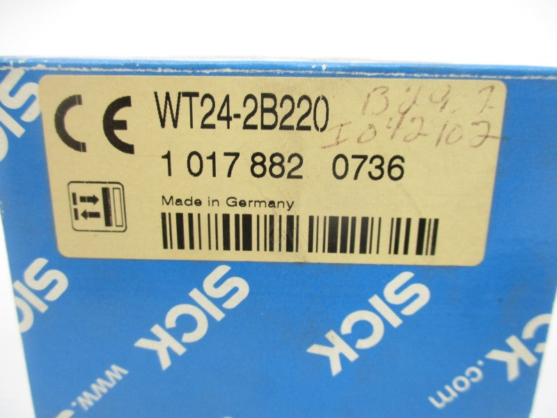SICK WT24-2B220 1017882 10-30VDC NSMP