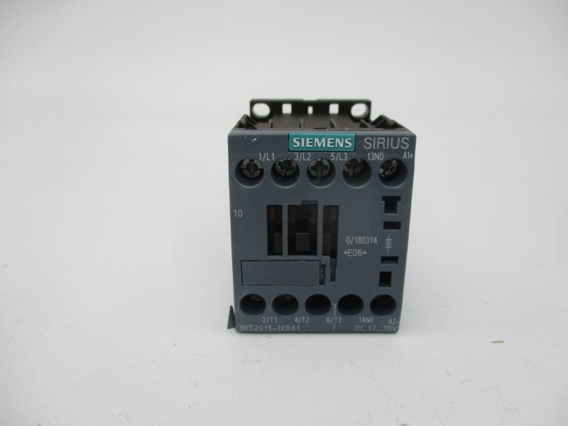 SIEMENS 3RT2015-1KB41 17-30VDC 18A (AS PICTURED) NSMP