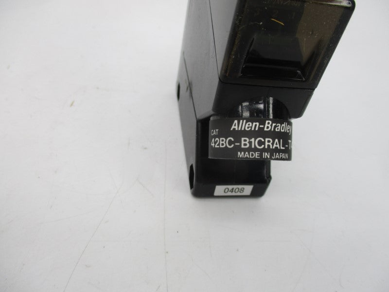 ALLEN BRADLEY 42BC-B1CRAL-T4 SER. A 24-240VAC/DC 3A (WH) NSMP